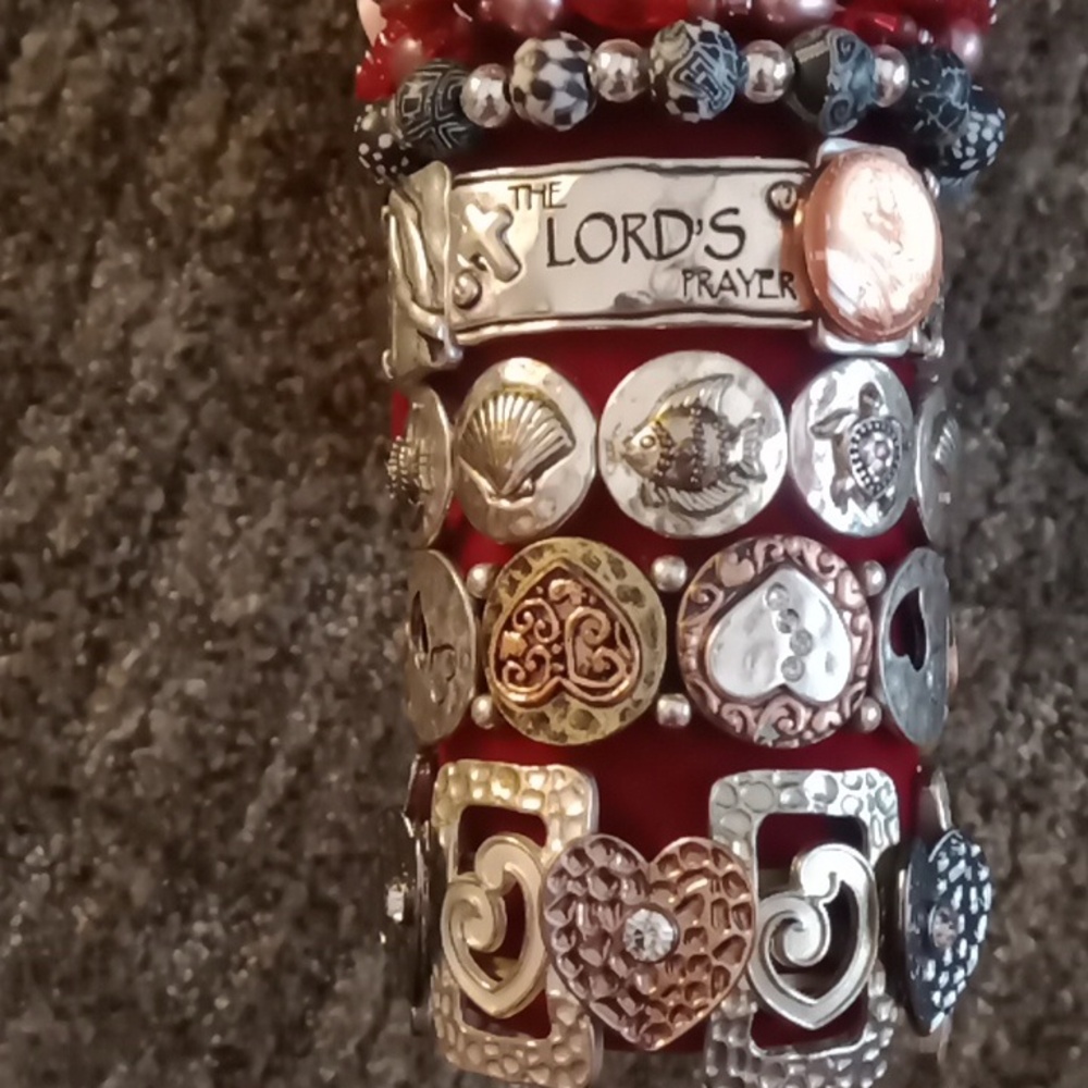 Bracelets - Picture 2 of 3